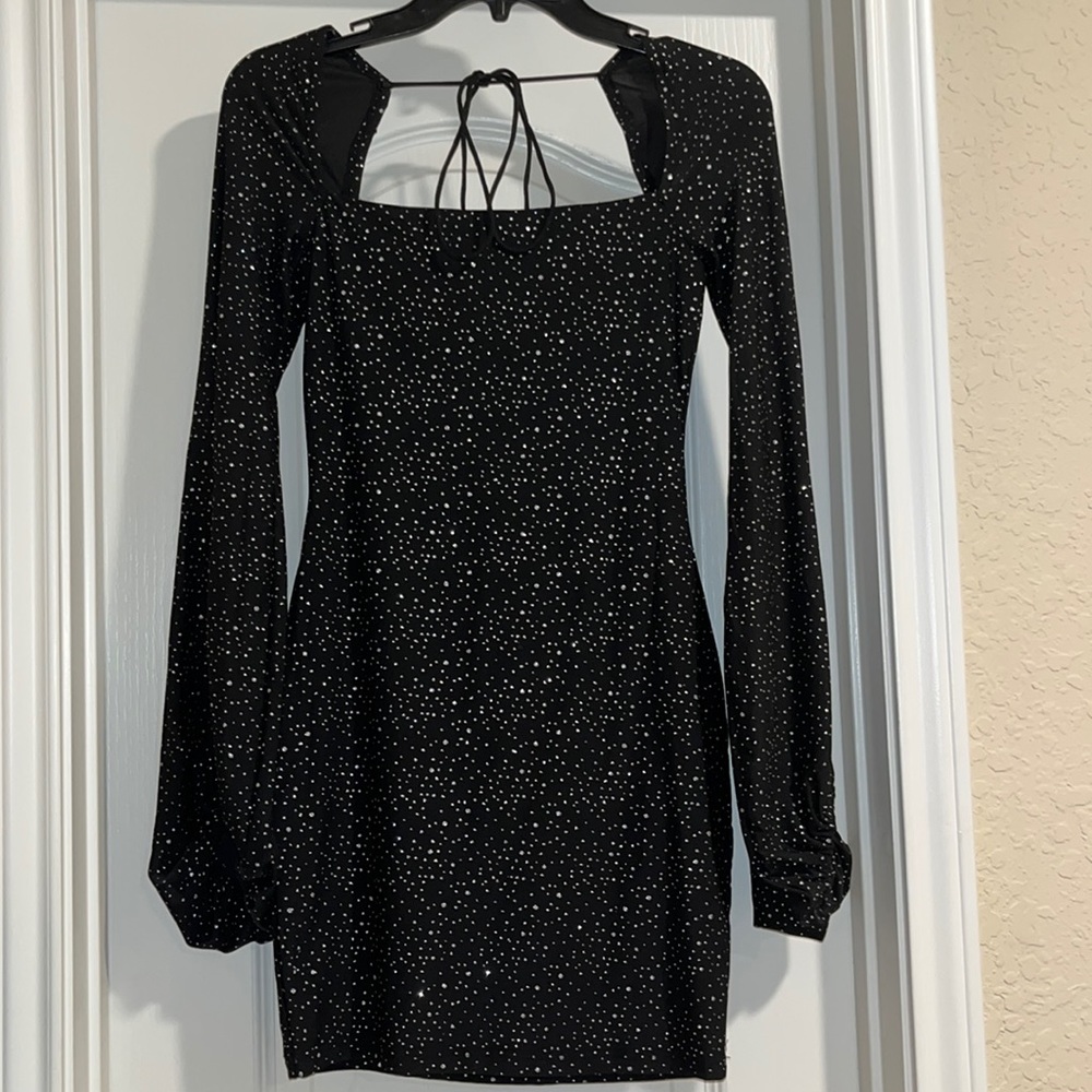 black long sleeve sparkle homecoming dress
